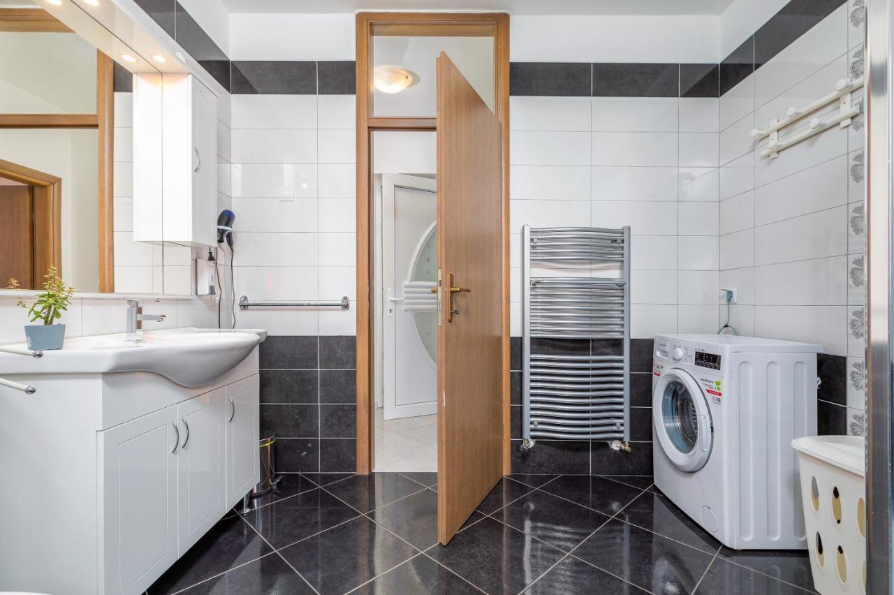 Apartman Vera Pula Ngoại thất bức ảnh