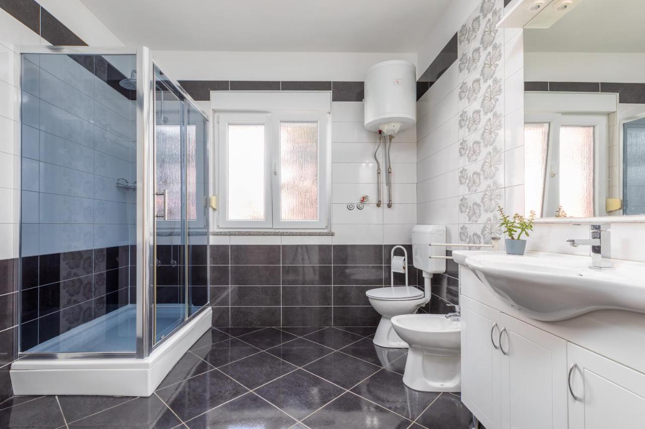 Apartman Vera Pula Ngoại thất bức ảnh